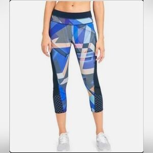 Athleta Geometric Capri Workout Leggings Small